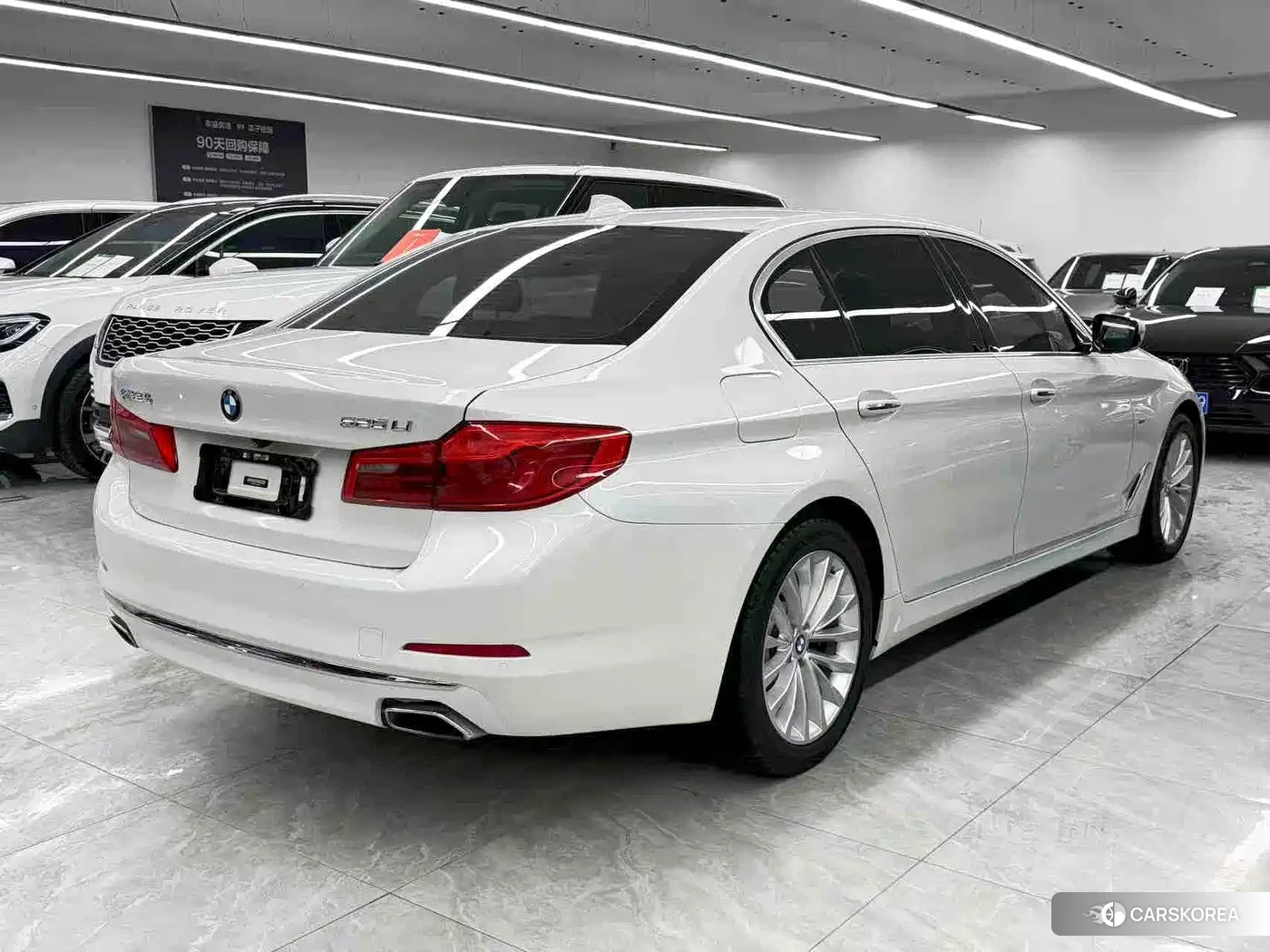 BMW 5 series id 4539368 из Китая 24