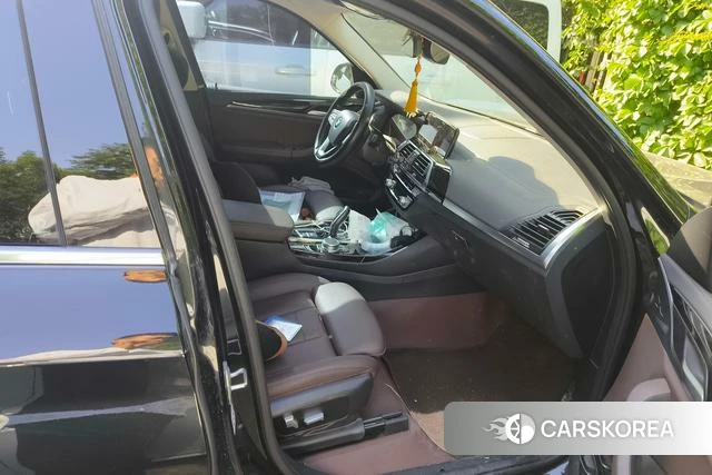 BMW X3 id 4275683 из Китая 17