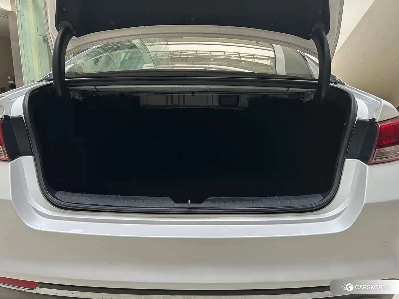 Kia K5 id 4679930 из Китая 18
