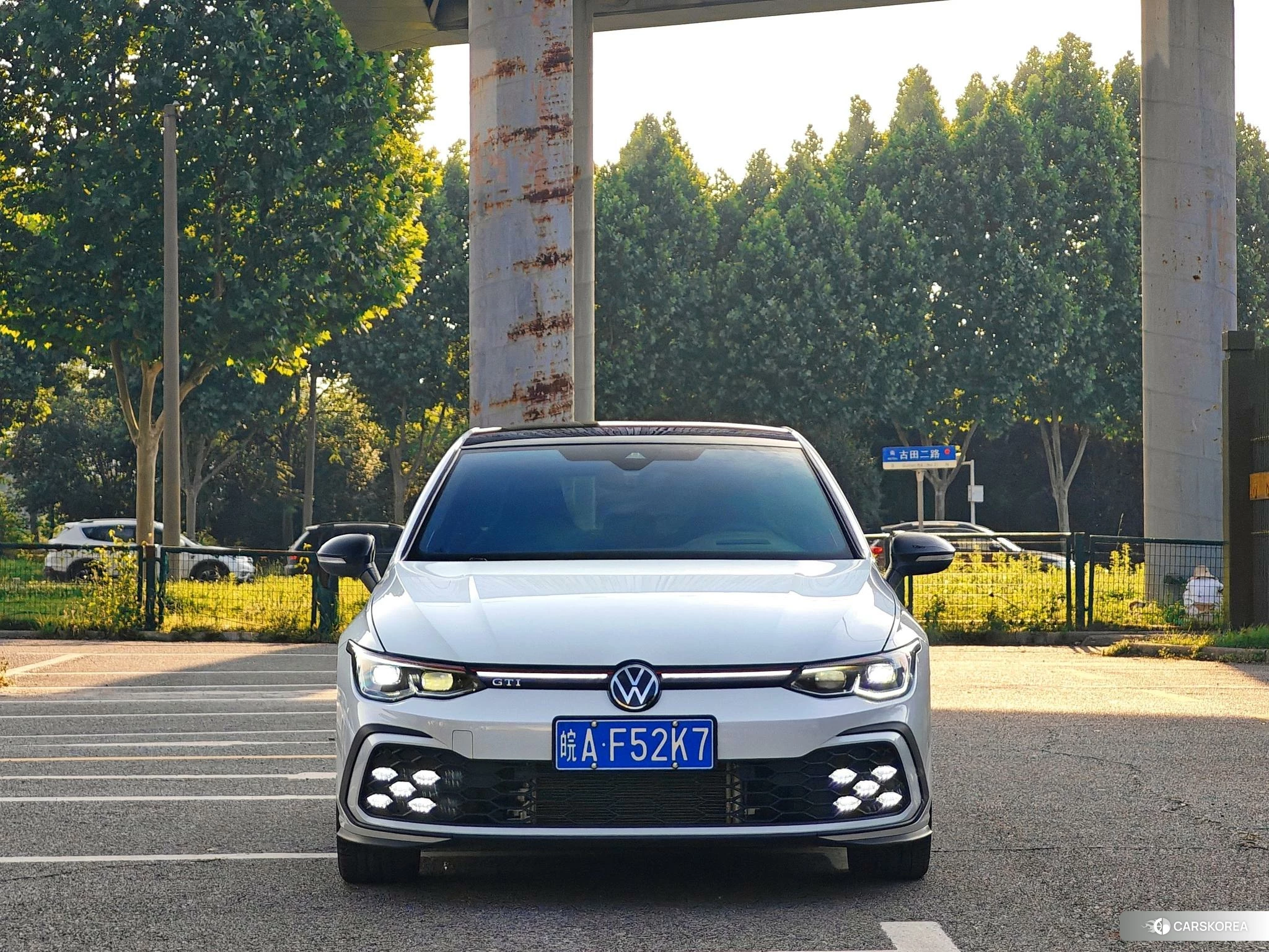 Volkswagen Golf id 4454146 из Китая 14