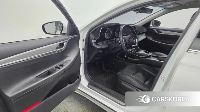 Hyundai The New Grandeur IG id 4293356 из Кореи 29