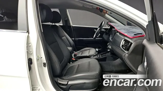 Kia Stonic id 2405110 из Кореи 20