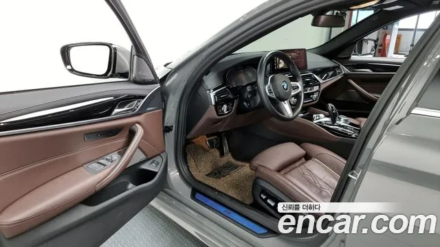 BMW 5 Series (G30) id 2838472 из Кореи 20