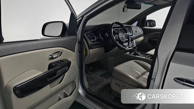 Kia All New Carnival id 4873675 из Кореи 34