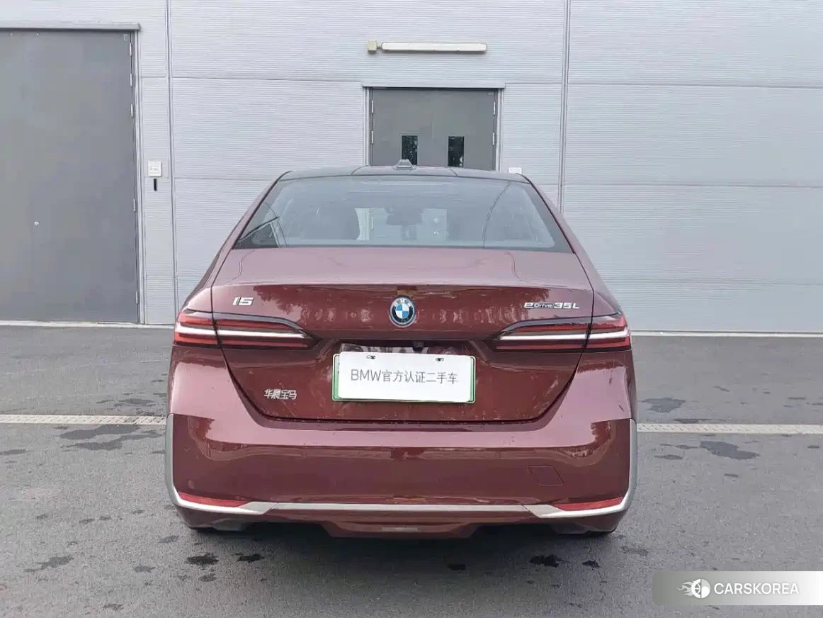 BMW i5 id 4659904 из Китая 14