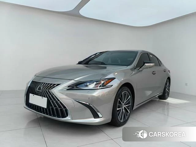 Lexus ES id 4279333 из Китая 18
