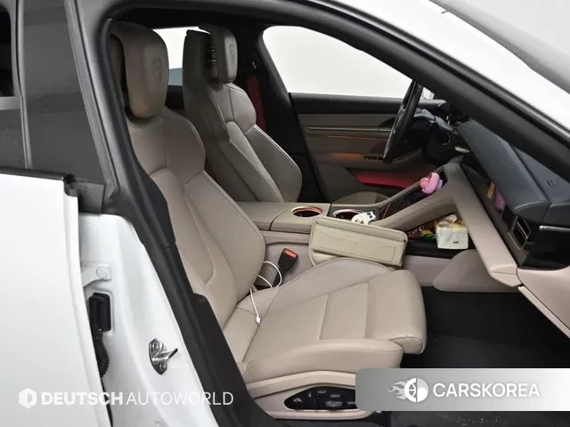 Porsche Taycan id 3523289 из Кореи 20