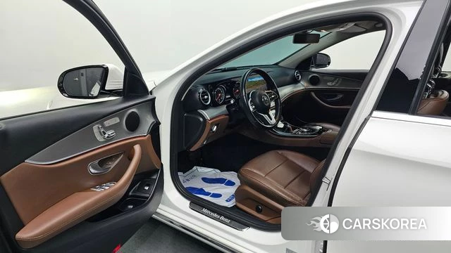 Mercedes-Benz E-Class W213 id 4424796 из Кореи 20