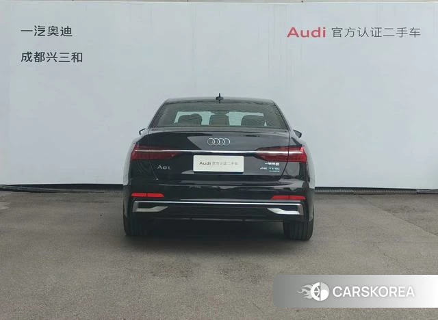 Audi A6L id 4290299 из Китая 17