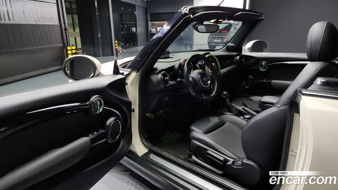 Mini Cooper Convertible id 2122044 из Кореи 20