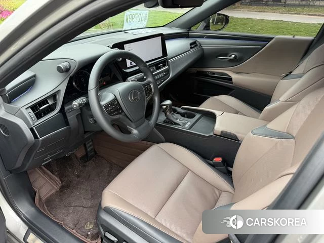 Lexus ES id 4277367 из Китая 14