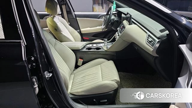 Genesis The New G70 id 3904675 из Кореи 20