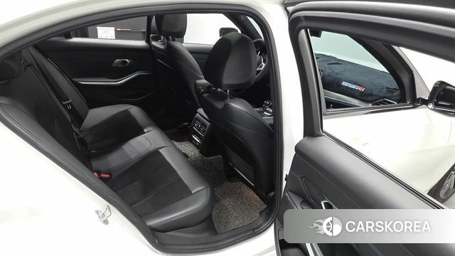 BMW 3 Series (G20) id 4775949 из Кореи 31