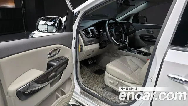 Kia All New Carnival id 2855634 из Кореи 20