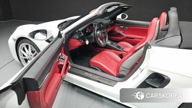 Porsche 718 Boxster id 4495411 из Кореи 30