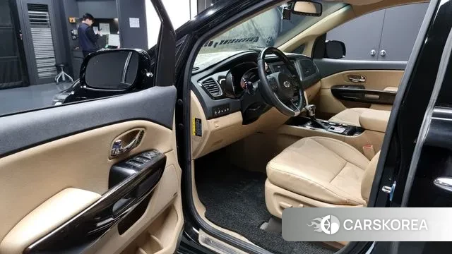 Kia The New Carnival id 3357336 из Кореи 20