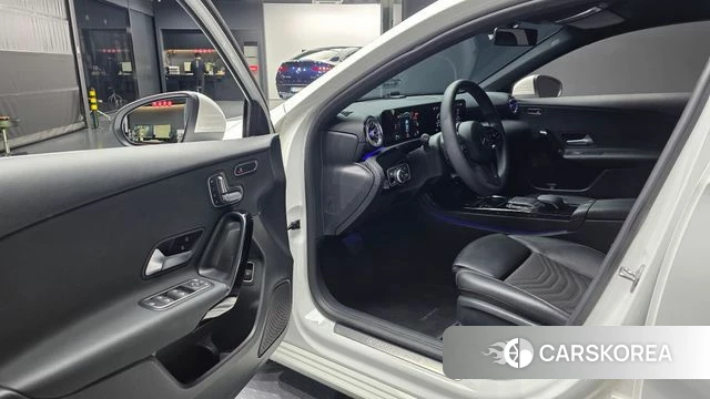 Mercedes-Benz A-Class W177 id 4268748 из Кореи 20
