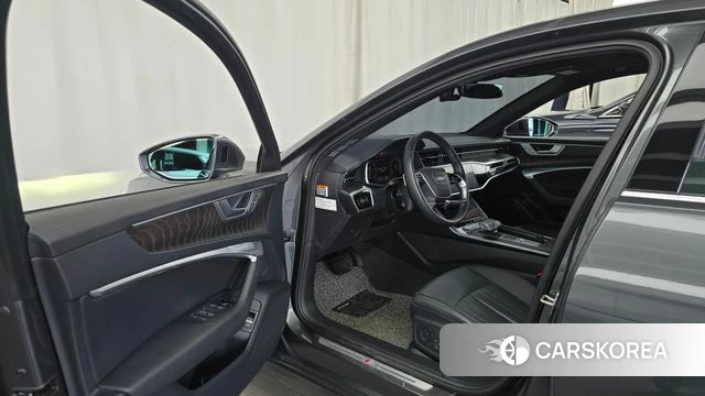 Audi A6 (C8) id 4469828 из Кореи 32