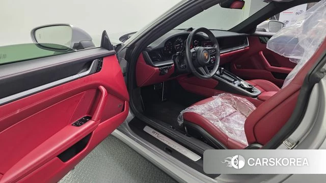 Porsche 911(992) id 4324651 из Кореи 20