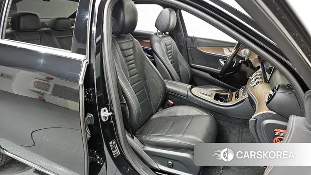 Mercedes-Benz E-Class W213 id 3514254 из Кореи 20