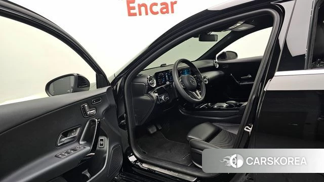 Mercedes-Benz A-Class W177 id 4872765 из Кореи 33
