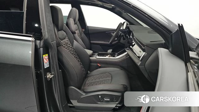 Audi RSQ8 (4M) id 4200779 из Кореи 36