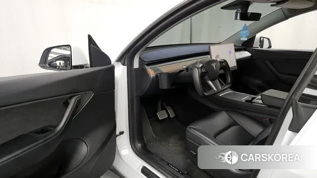 Tesla Model Y id 2960484 из Кореи 20