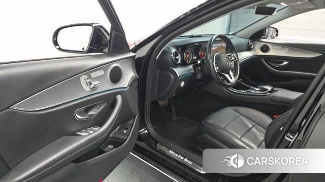 Mercedes-Benz E-Class W213 id 4717542 из Кореи 31