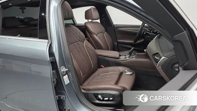 BMW 5 Series (G30) id 3514765 из Кореи 20