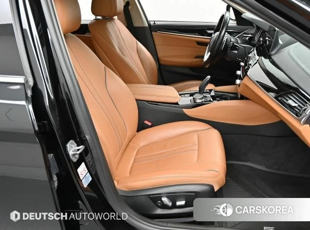 BMW 5 Series (G30) id 4587542 из Кореи 20
