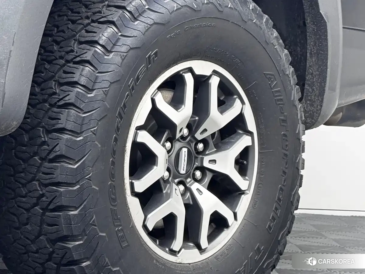 Ford F-150 id 4686016 из Китая 23