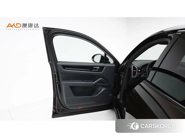 Porsche Cayenne Coupé id 4239703 из Китая 10