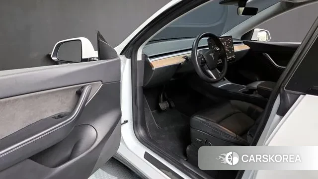 Tesla Model Y id 3458859 из Кореи 20