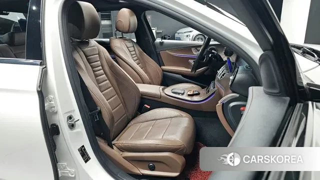 Mercedes-Benz E-Class W213 id 3621494 из Кореи 20