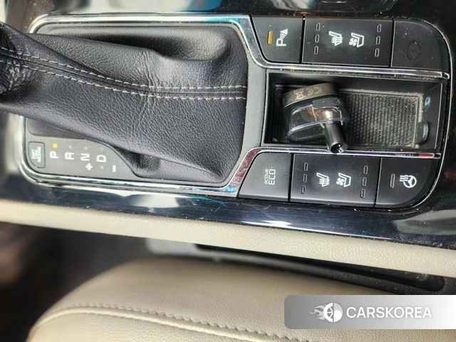 Kia The New Carnival id 4525640 из Кореи 11