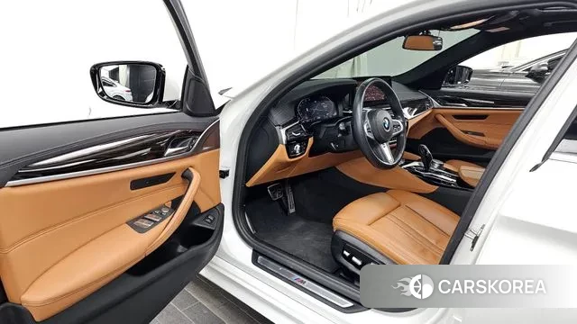 BMW 5 Series (G30) id 3587480 из Кореи 20