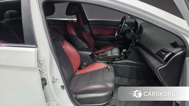 Hyundai Avante AD id 3714054 из Кореи 20