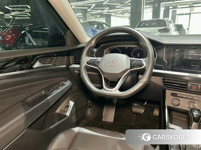 Volkswagen Passat id 4258664 из Китая 33