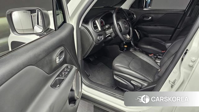 Jeep Renegade id 4731564 из Кореи 30