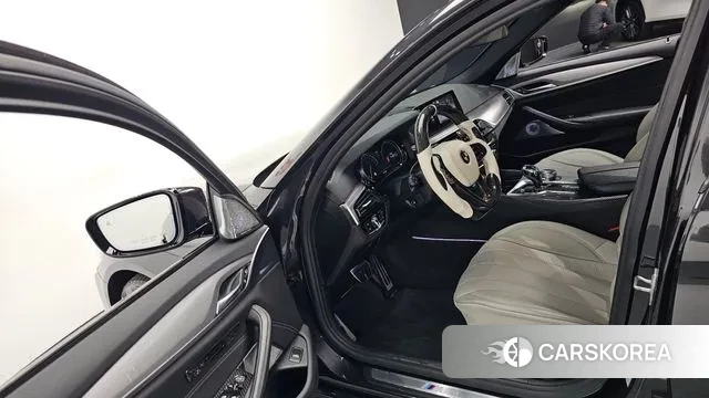 BMW 5 Series (G30) id 3455284 из Кореи 20