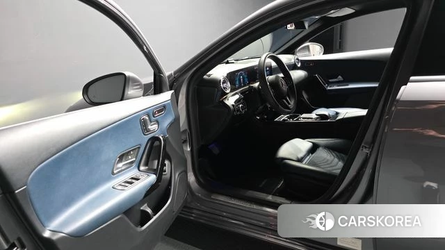 Mercedes-Benz A-Class W177 id 4187940 из Кореи 34