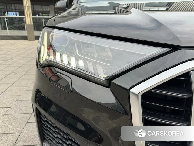 Audi Q7 id 4300817 из Китая 24