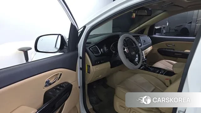 Kia All New Carnival id 3641786 из Кореи 20