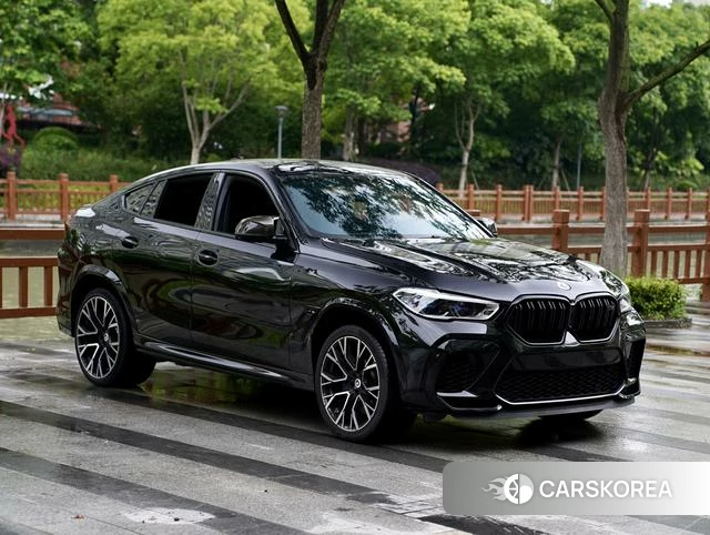 BMW X6 M id 4359668 из Китая 15