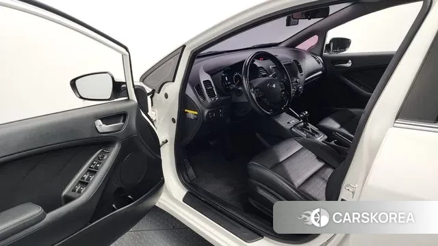 Kia The New K3 id 3460337 из Кореи 20