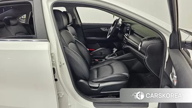 Kia Come New K3 id 3789698 из Кореи 20