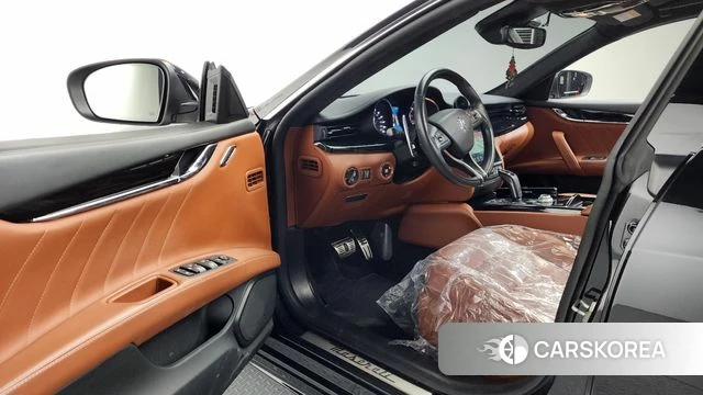 Maserati Quattroporte id 3954770 из Кореи 20