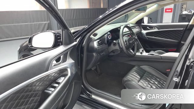 Genesis The New G70 id 3935631 из Кореи 20