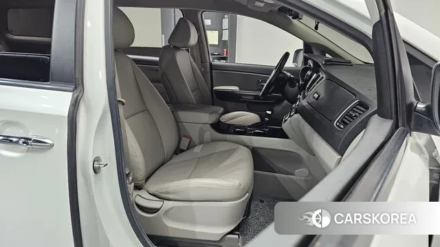 Kia The New Carnival id 3449479 из Кореи 20