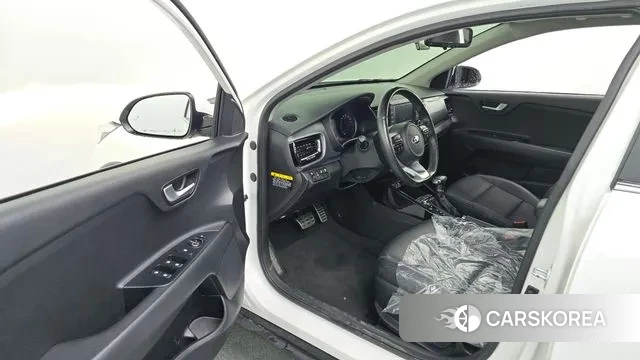 Kia Stonic id 3039334 из Кореи 20